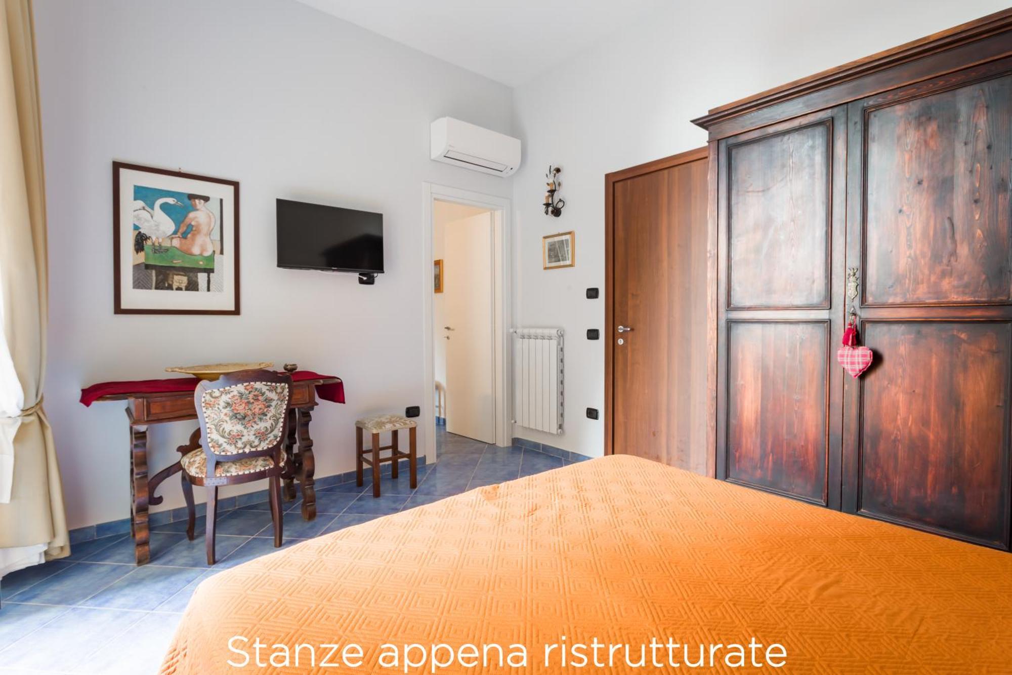 B&B Le Stanze Dei Mille Наполи Екстериор снимка