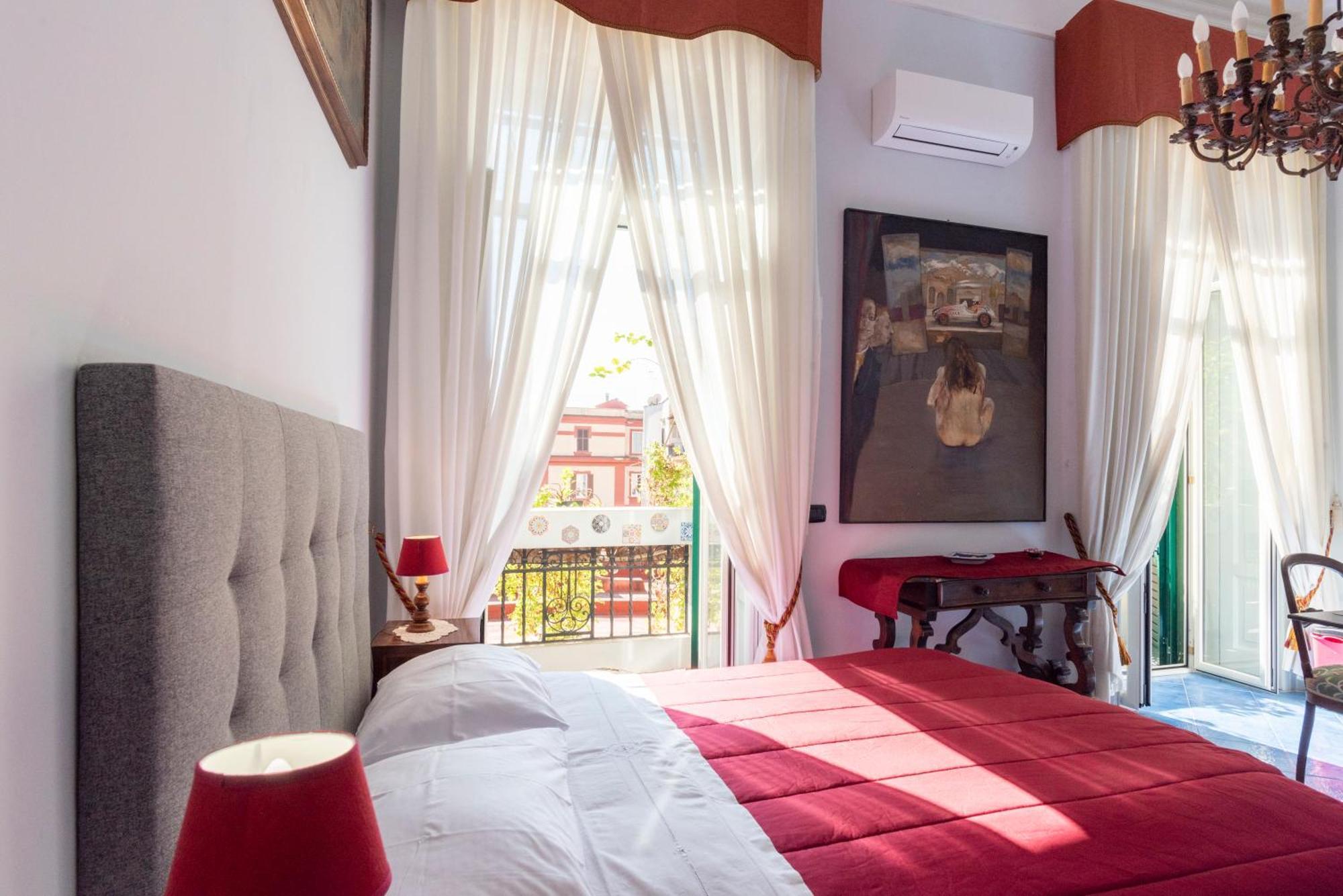 B&B Le Stanze Dei Mille Наполи Екстериор снимка
