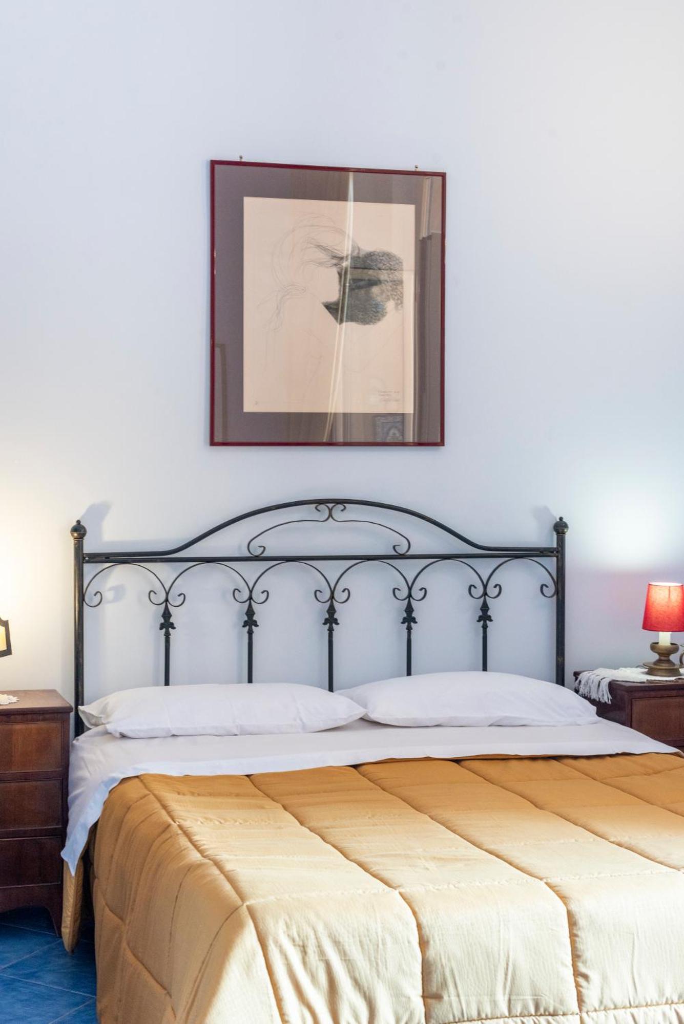 B&B Le Stanze Dei Mille Наполи Екстериор снимка